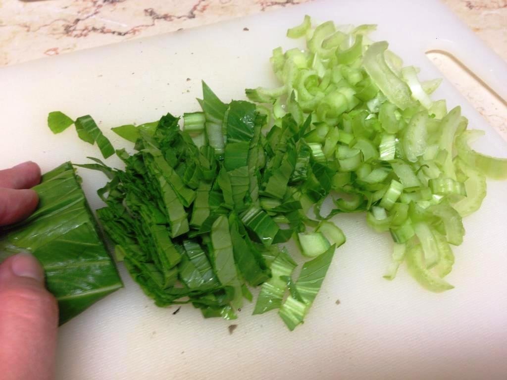 Гречка с проростками, тунцом и оливками