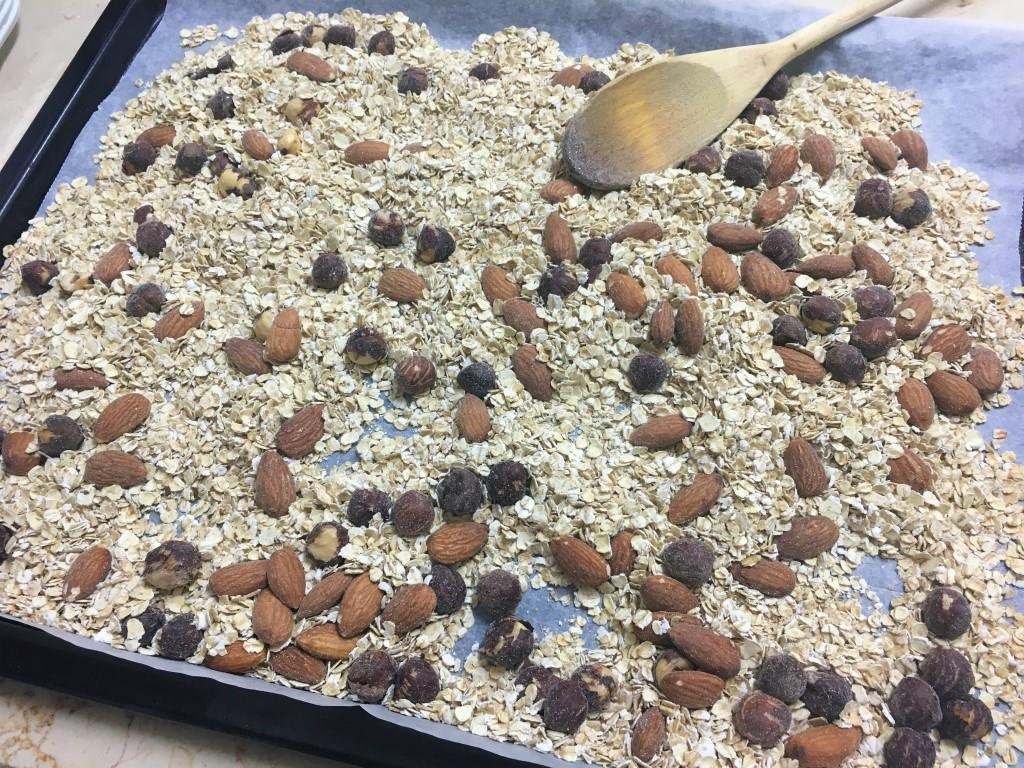 Энергетические батончики с сухофруктами и орехами