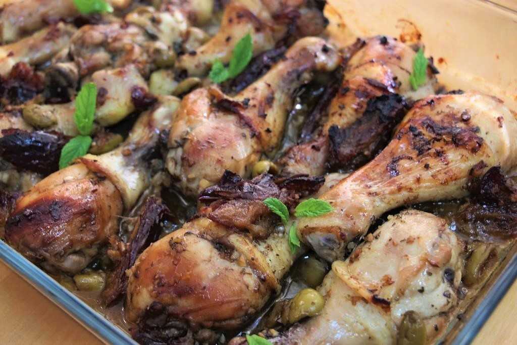 Курица "Марбелья"