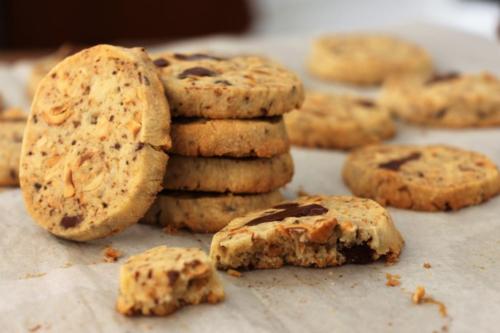 Печенье с фундуком, кофе и шоколадом