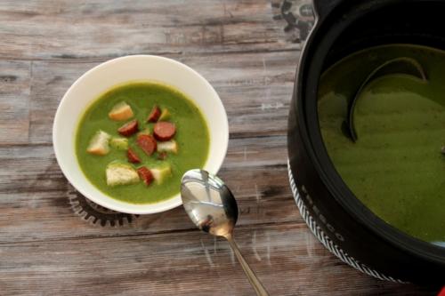 Суп-пюре из зеленого горошка