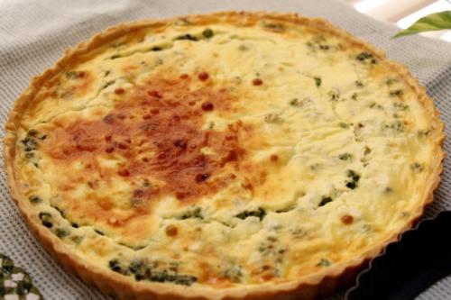 Киш со шпинатом и сыром