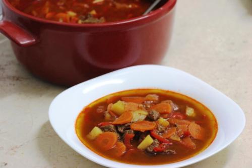 Венгерский суп-гуляш