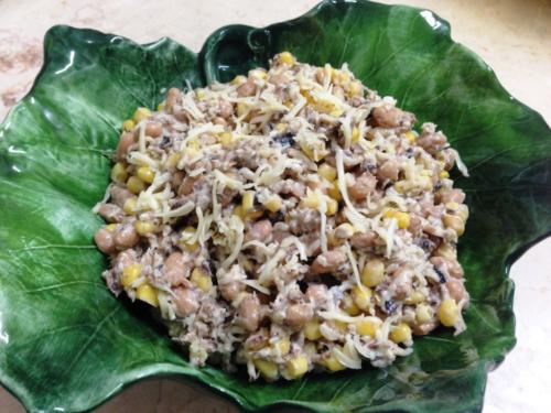 Шпротный салат