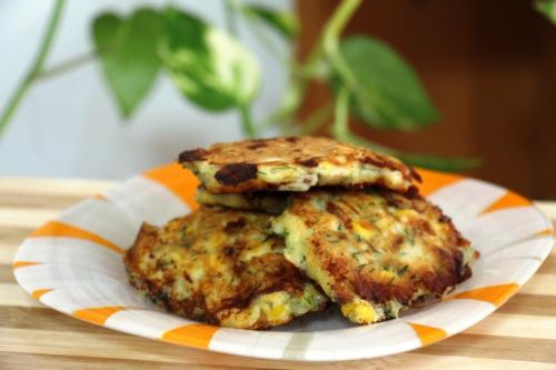 Оладьи из кукурузы с коттеджем