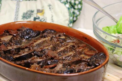 Говядина с сухофруктами по-мароккански