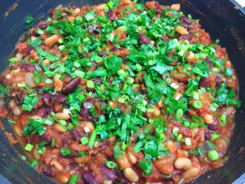 Фасоль в томатном соусе по-мексикански