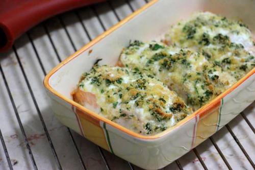 Запеченный лосось со сливочным сыром