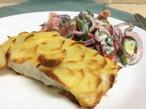 Рыба в чешуе из картофеля