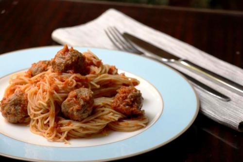 Говяжьи тефтельки в соусе розе