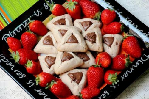 Клубничные "уши Амана"