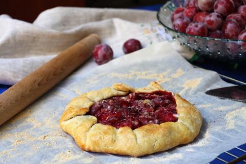 Творожная галета со сливами