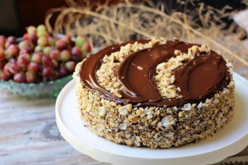 Орехово-шоколадный торт с нутеллой