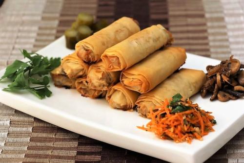 Сигары из теста фило с грибами и фетой