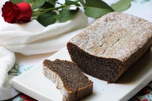 Влажный маковый кекс